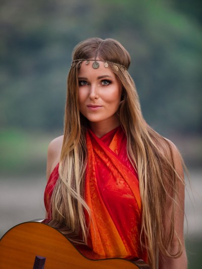 Singer-songwriter-Cecilia-Kallin-photo-Jesper-Anhede